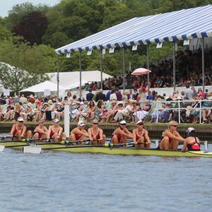Image post by @stanfordwcrew on Instagram