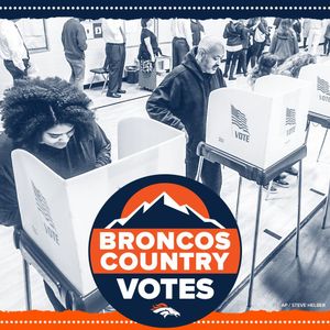 Image post by @broncosofffield on Instagram