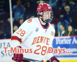 Image post by @du_hockey on Instagram