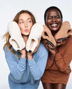 Image post by @victoriassecret on Instagram