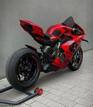 Image post by @panigalers on Instagram