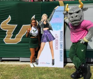 Image post by @rjstadium on Instagram