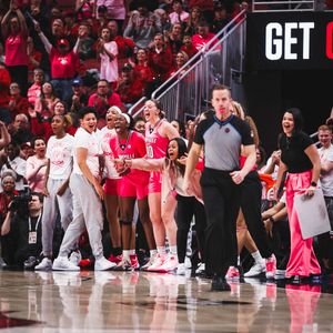 Image post by @LouisvilleWBB on Twitter