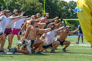 Image post by @carolinacrown on Instagram