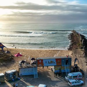 Image post by @wsl.qs on Instagram