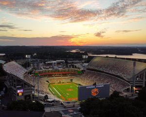 Image post by @ClemsonUniv on Twitter