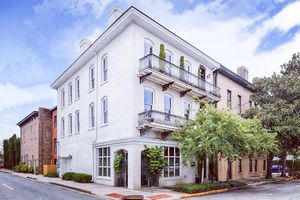 Image post by @christiesrealestate on Instagram