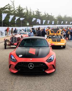 Image post by @MercedesBenzUSA on Twitter