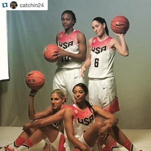 Image post by @de11edonne on Instagram