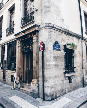 Image post by @byohlola on Instagram