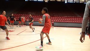 Video post by @unmlobombb on Instagram