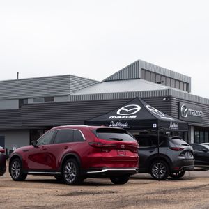 Image post by @parkmazda on Instagram