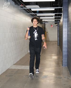 Image post by @phoenixmercury on Instagram