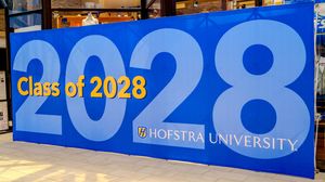 Image post by @hofstrau on Instagram