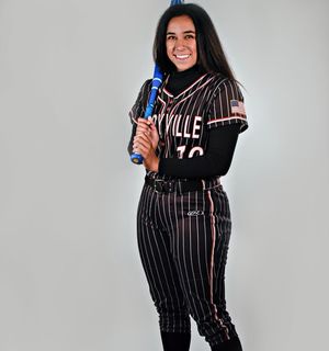 Image post by @maryville_softball on Instagram