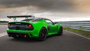 Image post by @lotuscars on Instagram