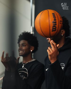 Image post by @bucksinsix on Instagram