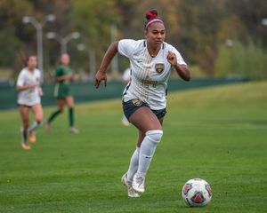 Image post by @oaklandwsoc on Instagram