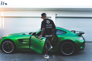 Image post by @race.service on Instagram