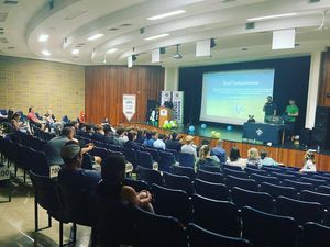 Image post by @voltigeurs_collegebourget on Instagram