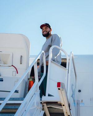 Image post by @karltowns on Instagram