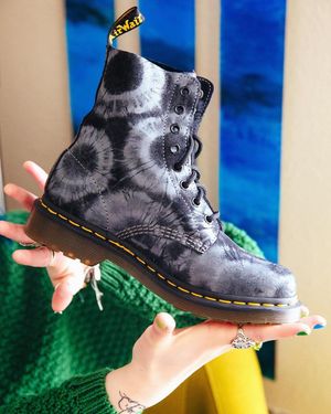 Image post by @journeys on Instagram