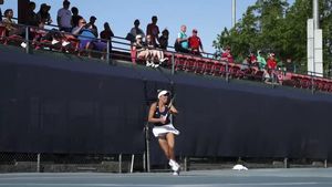 Video post by @fresnostatewten on Twitter