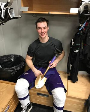 Image post by @tommiemhockey on Instagram