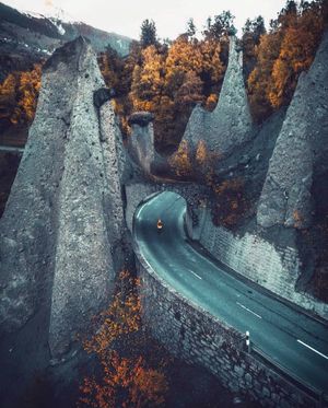 Image post by @discovery on Instagram