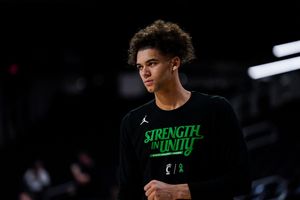 Image post by @GoBearcatsMBB on Twitter