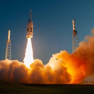 Image post by @nasaartemis on Instagram