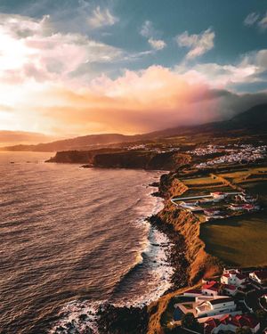 Image post by @hertz on Instagram
