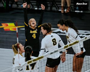Image post by @TheIowaHawkeyes on Twitter