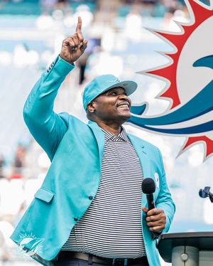 Image post by @miamidolphins on Instagram
