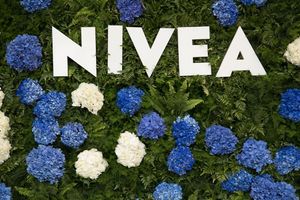 Image post by @niveausa on Instagram