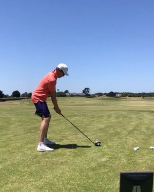 Image post by @alexknappegolf on Instagram