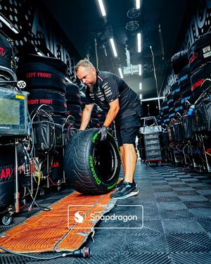 Image post by @mercedesamgf1 on Instagram