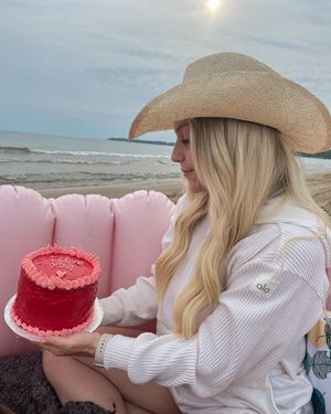 Image post by @jordancicchelli on Instagram