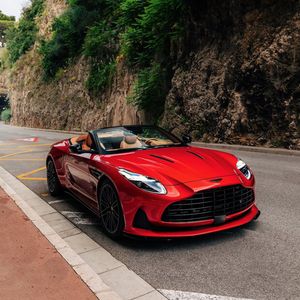 Image post by @astonmartin on Twitter