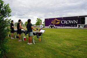 Image post by @carolinacrown on Instagram