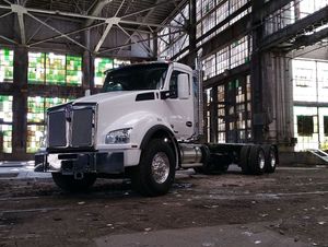 Image post by @inlandkenworthus on Instagram