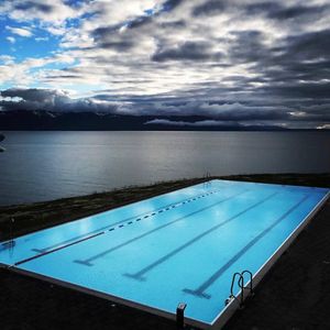 Image post by @arenausa on Instagram