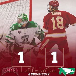 Image post by @du_hockey on Instagram