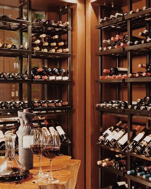 Image post by @hotelmadero on Instagram