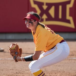 Image post by @iowastatesoftball on Instagram