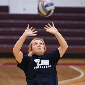 Image post by @leeuvolleyball on Instagram