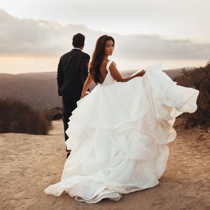 Image post by @theknot on Instagram