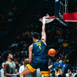 Image post by @wvuhoops on Instagram