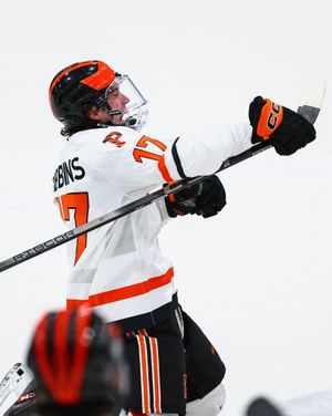 Image post by @ncaaicehockey on Instagram