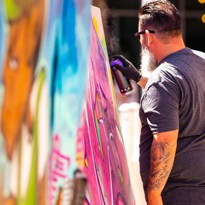 Image post by @ariannagrainey on Instagram